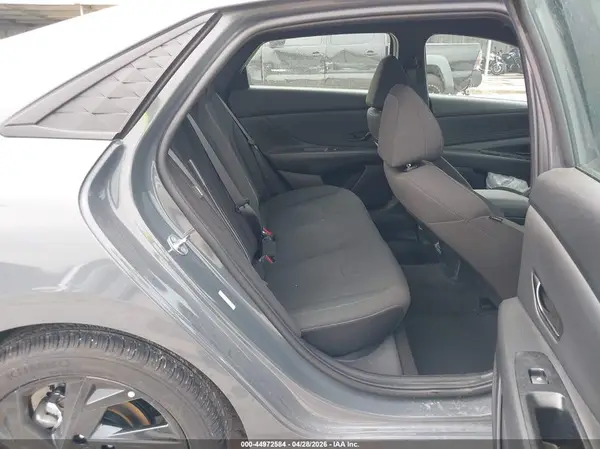 KMHLM4DG4TU143235 2026 HYUNDAI ELANTRA - Image 8