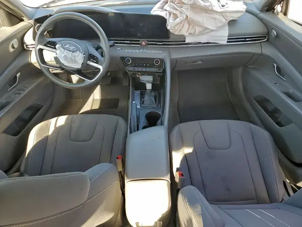 KMHLM4DG5RU636799 2024 HYUNDAI ELANTRA - Image 8
