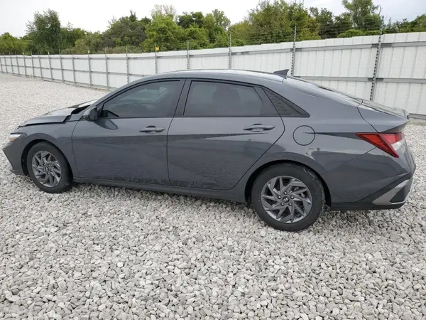 KMHLM4DG5RU642425 2024 HYUNDAI ELANTRA - Image 2