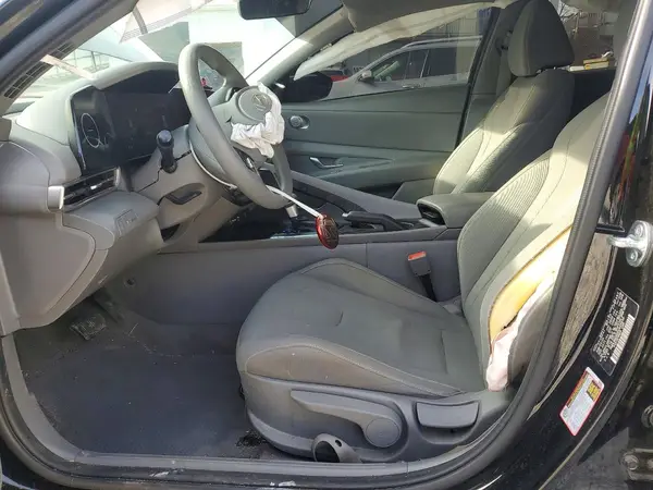 2024 HYUNDAI ELANTRA COPART lot 99520355 auction photo 7