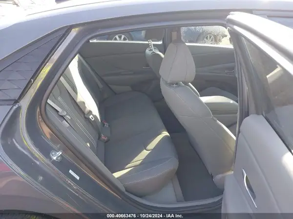 KMHLM4DG5RU646569 2024 HYUNDAI ELANTRA - Image 8