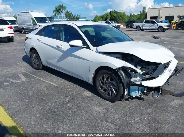 KMHLM4DG5RU650878 2024 HYUNDAI ELANTRA - Image 1