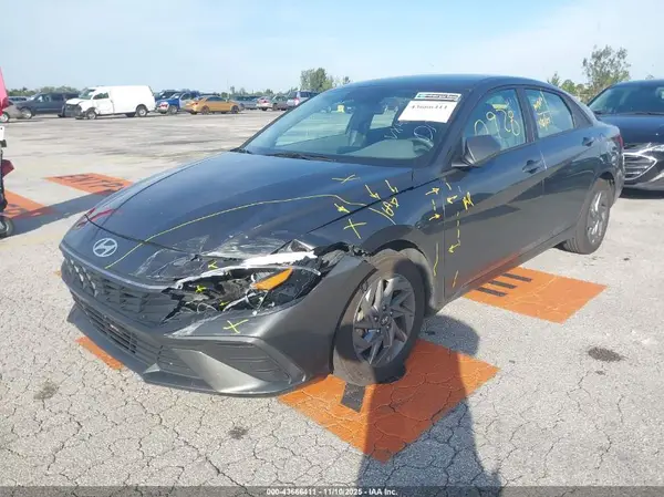 KMHLM4DG5RU650928 2024 HYUNDAI ELANTRA - Image 2