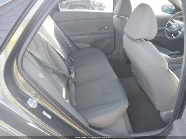 KMHLM4DG5RU650928 2024 HYUNDAI ELANTRA - Image 8