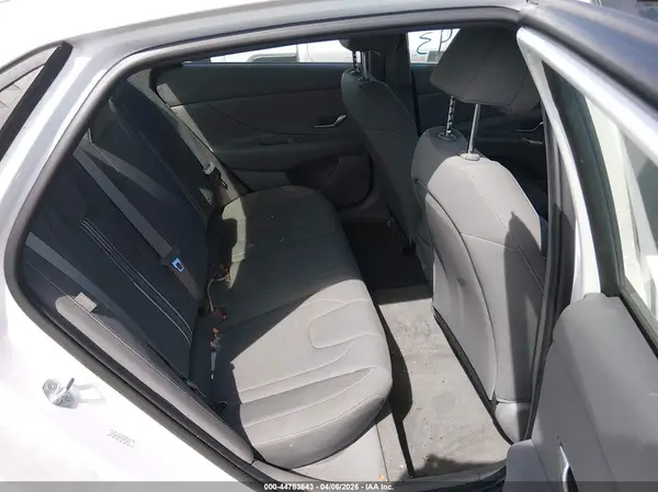 KMHLM4DG5RU657913 2024 HYUNDAI ELANTRA - Image 8
