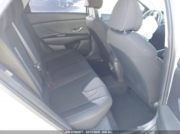 KMHLM4DG5RU658186 2024 HYUNDAI ELANTRA - Image 8
