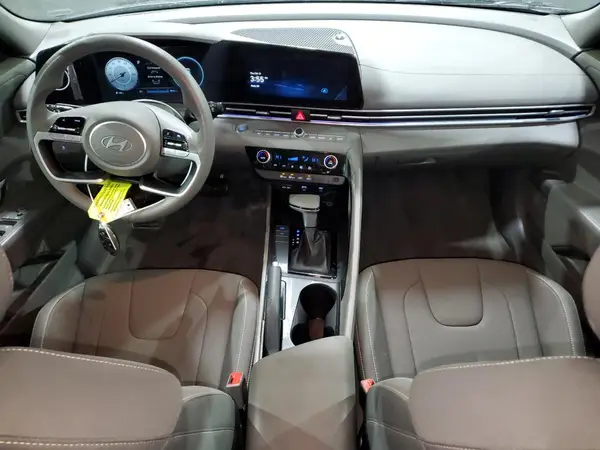 KMHLM4DG5RU658317 2024 HYUNDAI ELANTRA - Image 8