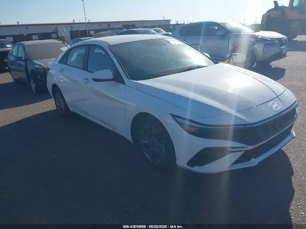 KMHLM4DG5RU659094 2024 HYUNDAI ELANTRA - Image 1