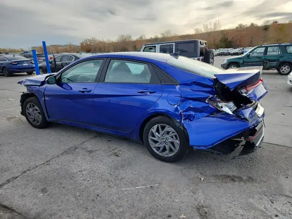 KMHLM4DG5RU669169 2024 HYUNDAI ELANTRA - Image 2
