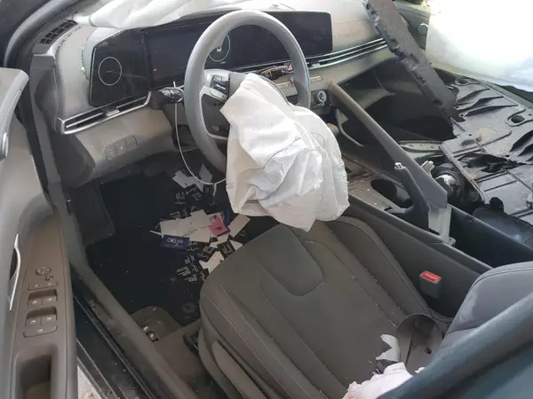 KMHLM4DG5RU675120 2024 HYUNDAI ELANTRA - Image 8