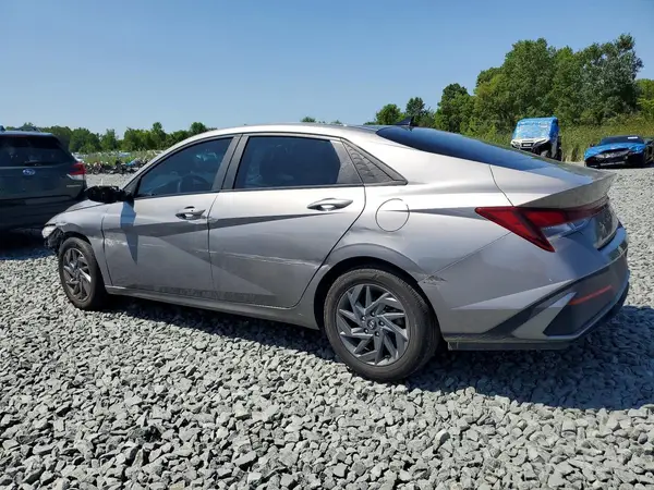 KMHLM4DG5RU678468 2024 HYUNDAI ELANTRA - Image 2