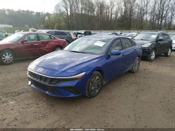 KMHLM4DG5RU680799 2024 HYUNDAI ELANTRA - Image 2