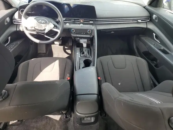 KMHLM4DG5RU681497 2024 HYUNDAI ELANTRA - Image 8