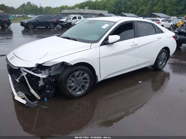 KMHLM4DG5RU683329 2024 HYUNDAI ELANTRA - Image 2