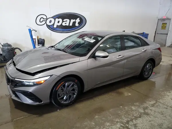 KMHLM4DG5RU684268 2024 HYUNDAI ELANTRA - Image 1