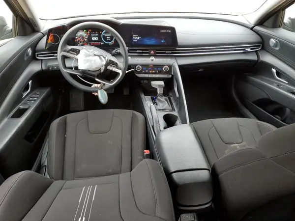 KMHLM4DG5RU684934 2024 HYUNDAI ELANTRA - Image 8