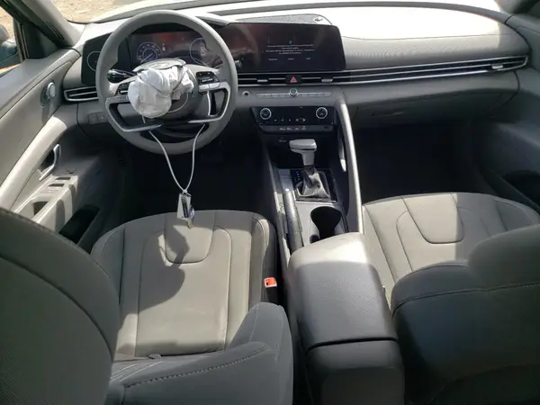 KMHLM4DG5RU688336 2024 HYUNDAI ELANTRA - Image 8