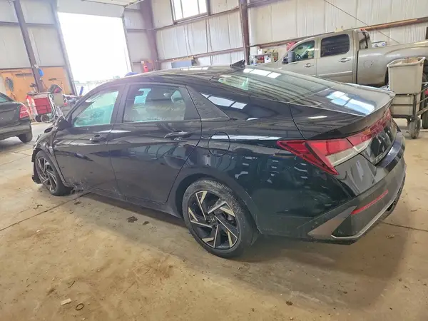 KMHLM4DG5RU689647 2024 HYUNDAI ELANTRA - Image 2