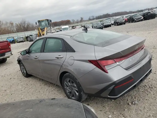 KMHLM4DG5RU690023 2024 HYUNDAI ELANTRA - Image 2