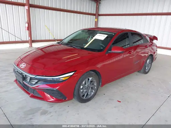 KMHLM4DG5RU696078 2024 HYUNDAI ELANTRA - Image 2