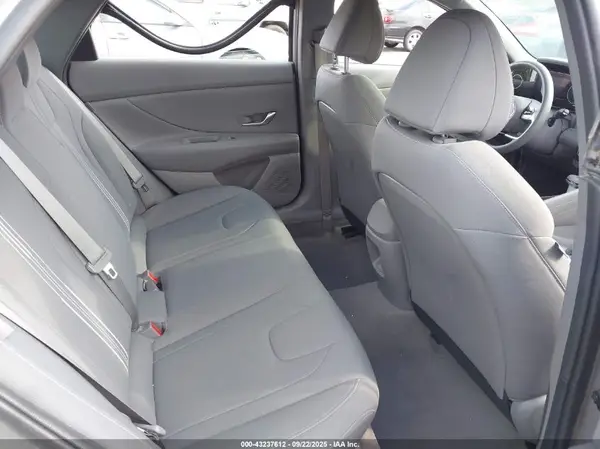 KMHLM4DG5RU698610 2024 HYUNDAI ELANTRA - Image 8