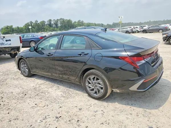KMHLM4DG5RU702414 2024 HYUNDAI ELANTRA - Image 2