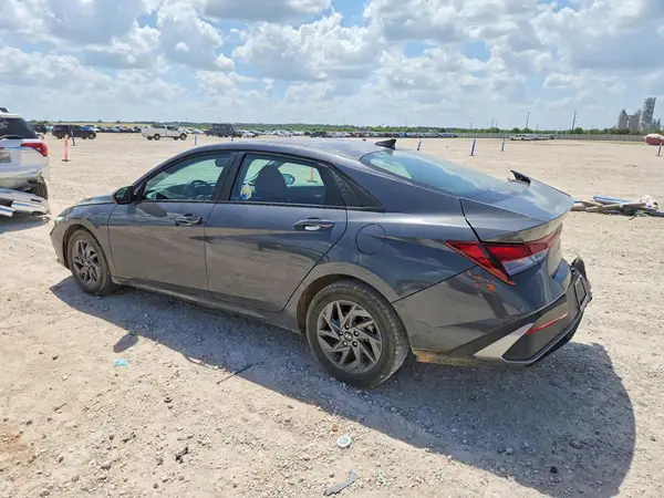 KMHLM4DG5RU702767 2024 HYUNDAI ELANTRA - Image 2