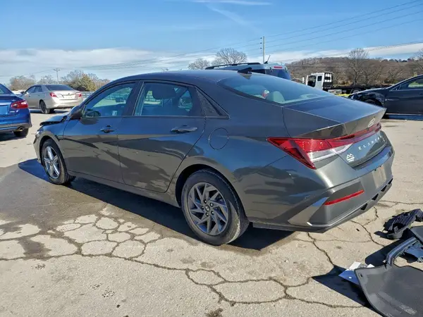 KMHLM4DG5RU703708 2024 HYUNDAI ELANTRA - Image 2