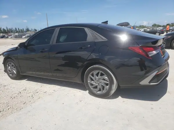 KMHLM4DG5RU706110 2024 HYUNDAI ELANTRA - Image 2