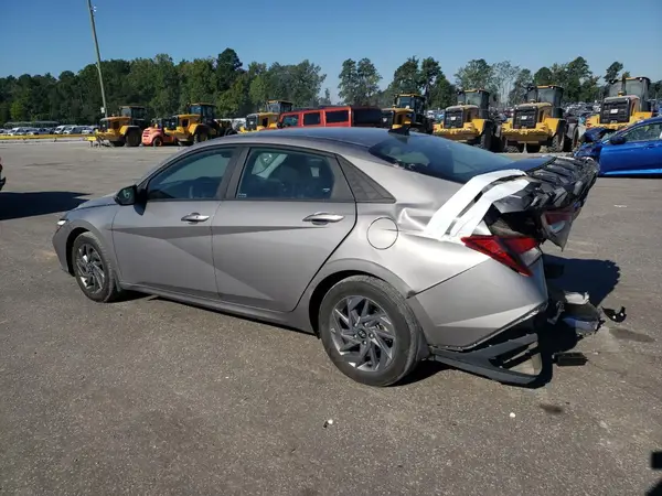 KMHLM4DG5RU707726 2024 HYUNDAI ELANTRA - Image 2