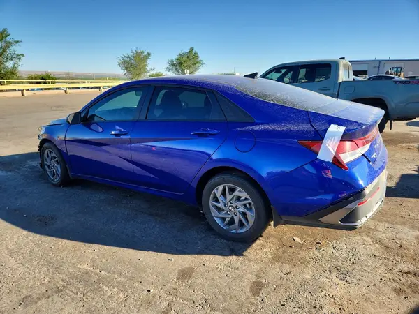 KMHLM4DG5RU709105 2024 HYUNDAI ELANTRA - Image 2