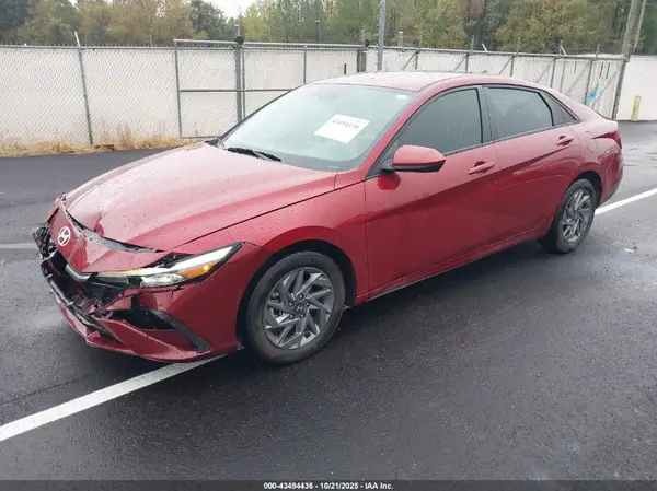 KMHLM4DG5RU717057 2024 HYUNDAI ELANTRA - Image 2