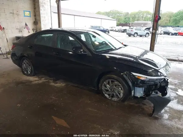 KMHLM4DG5RU720170 2024 HYUNDAI ELANTRA - Image 1