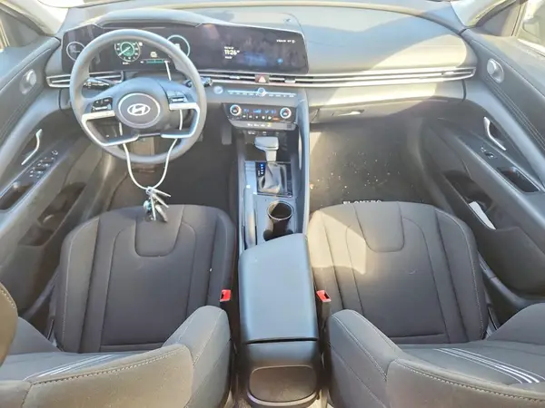 KMHLM4DG5RU727393 2024 HYUNDAI ELANTRA - Image 8