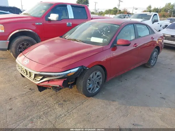 KMHLM4DG5RU736580 2024 HYUNDAI ELANTRA - Image 2