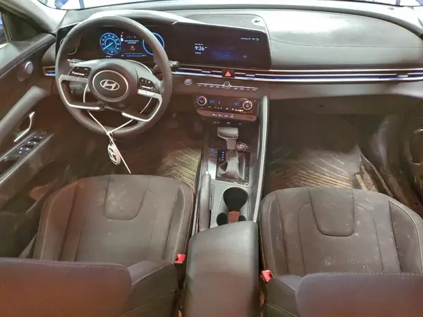 KMHLM4DG5RU738359 2024 HYUNDAI ELANTRA - Image 8