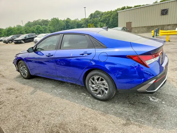 KMHLM4DG5RU744520 2024 HYUNDAI ELANTRA - Image 2