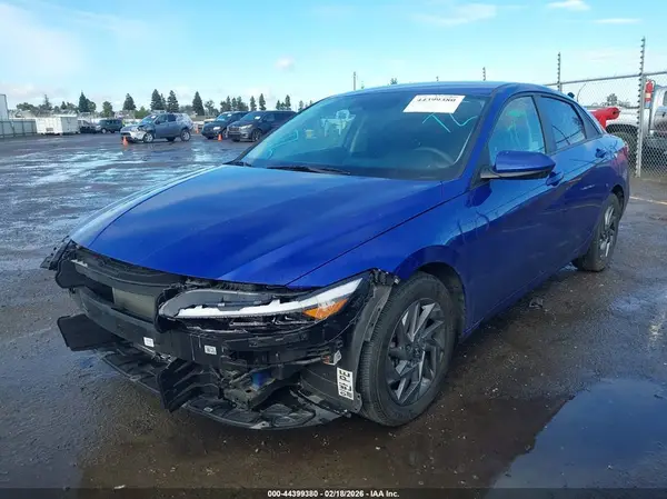 KMHLM4DG5RU747062 2024 HYUNDAI ELANTRA - Image 2