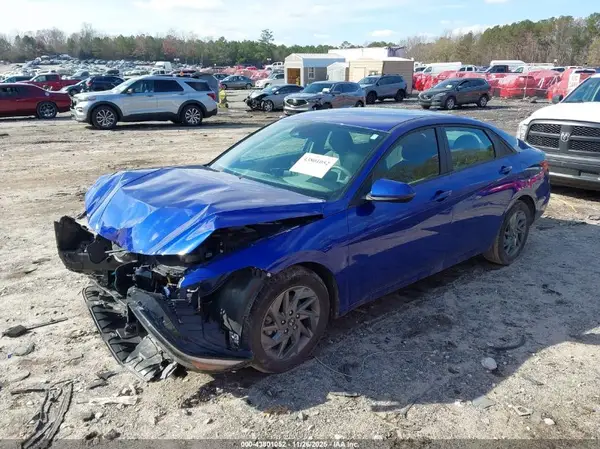 KMHLM4DG5RU747076 2024 HYUNDAI ELANTRA - Image 2