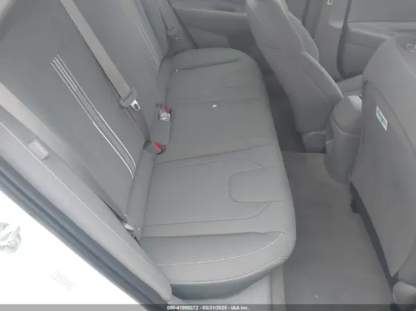 KMHLM4DG5RU750186 2024 HYUNDAI ELANTRA - Image 8
