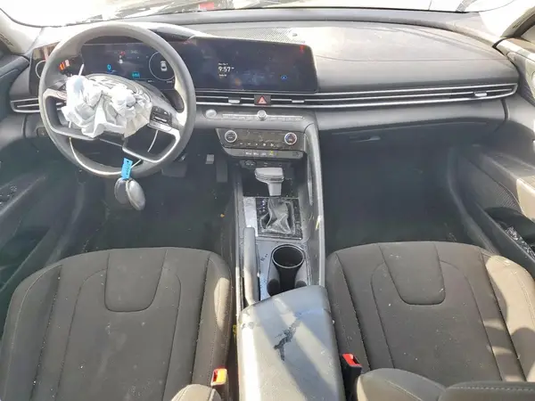 KMHLM4DG5RU750205 2024 HYUNDAI ELANTRA - Image 8