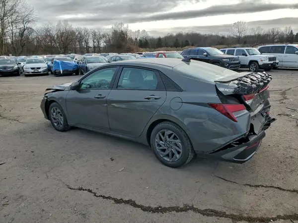 KMHLM4DG5RU751273 2024 HYUNDAI ELANTRA - Image 2