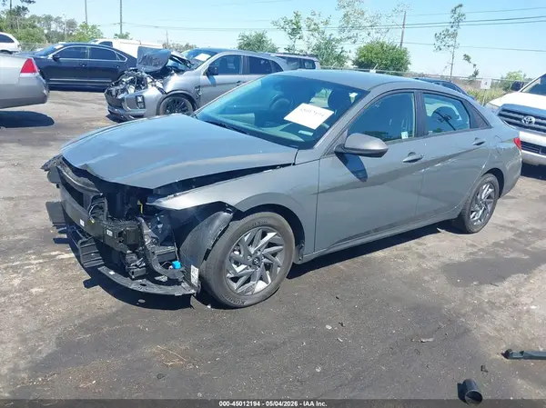 KMHLM4DG5RU754366 2024 HYUNDAI ELANTRA - Image 2