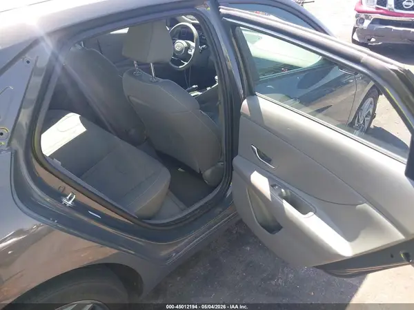 KMHLM4DG5RU754366 2024 HYUNDAI ELANTRA - Image 8