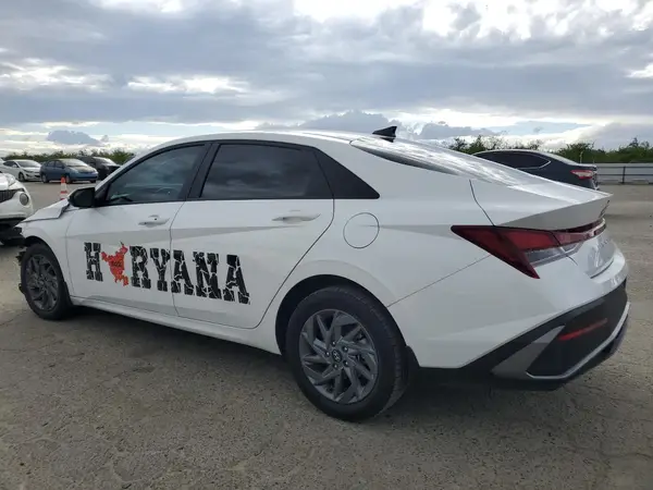 KMHLM4DG5RU755078 2024 HYUNDAI ELANTRA - Image 2