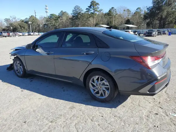 KMHLM4DG5RU755176 2024 HYUNDAI ELANTRA - Image 2