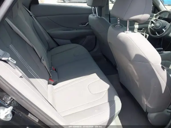 KMHLM4DG5RU755338 2024 HYUNDAI ELANTRA - Image 8