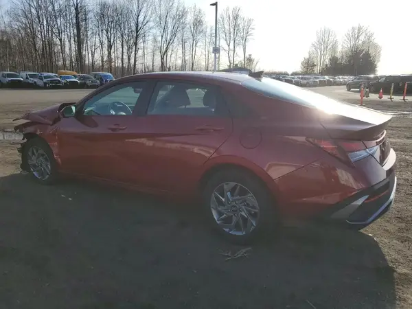 KMHLM4DG5RU756277 2024 HYUNDAI ELANTRA - Image 2