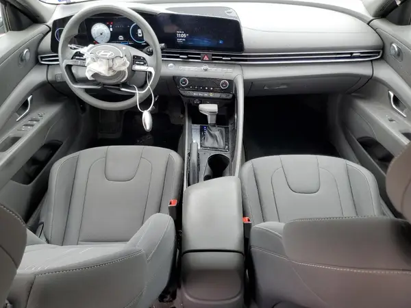 KMHLM4DG5RU756909 2024 HYUNDAI ELANTRA - Image 8