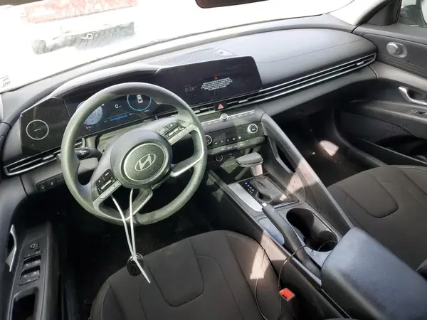 KMHLM4DG5RU758577 2024 HYUNDAI ELANTRA - Image 8